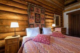 Гостиница Бобровая долина Ижевск Рябиновая изба №3-8