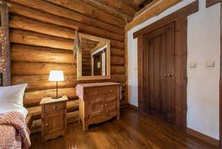 Гостиница Бобровая долина Ижевск Рябиновая изба №3-10