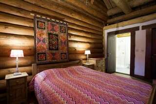 Гостиница Бобровая долина Ижевск Рябиновая изба №3-7